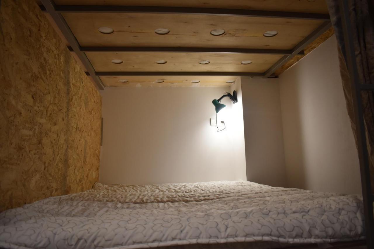 SLEEP STUDIO HOSTEL Ladies Only Женский Хостел Ереван Экстерьер фото