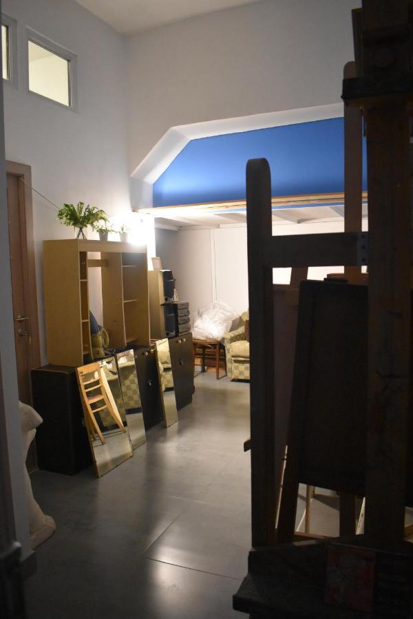 SLEEP STUDIO HOSTEL Ladies Only Женский Хостел Ереван Экстерьер фото