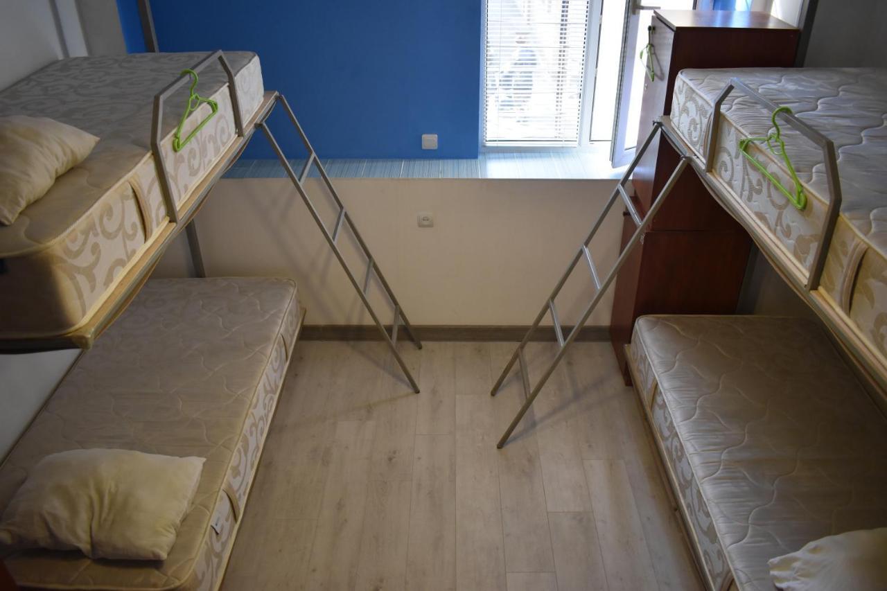 SLEEP STUDIO HOSTEL Ladies Only Женский Хостел Ереван Экстерьер фото