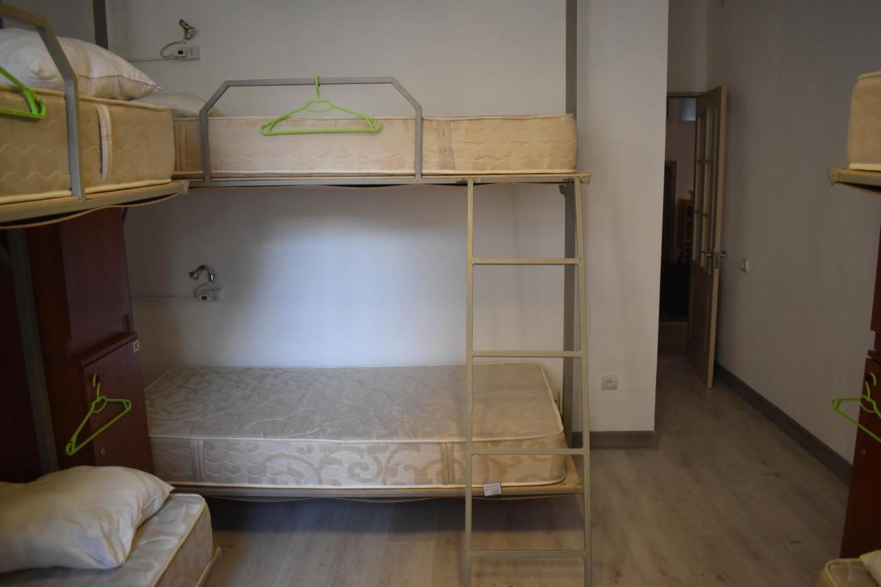 SLEEP STUDIO HOSTEL Ladies Only Женский Хостел Ереван Экстерьер фото