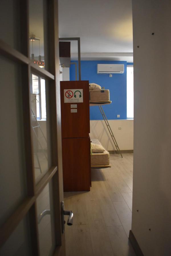 SLEEP STUDIO HOSTEL Ladies Only Женский Хостел Ереван Экстерьер фото