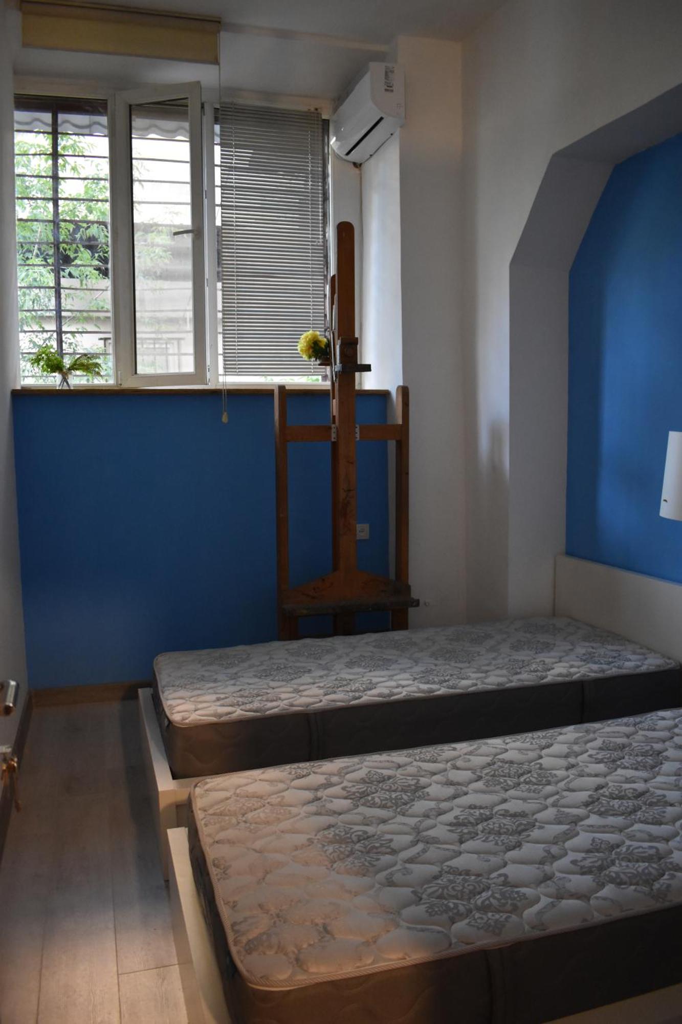 SLEEP STUDIO HOSTEL Ladies Only Женский Хостел Ереван Экстерьер фото
