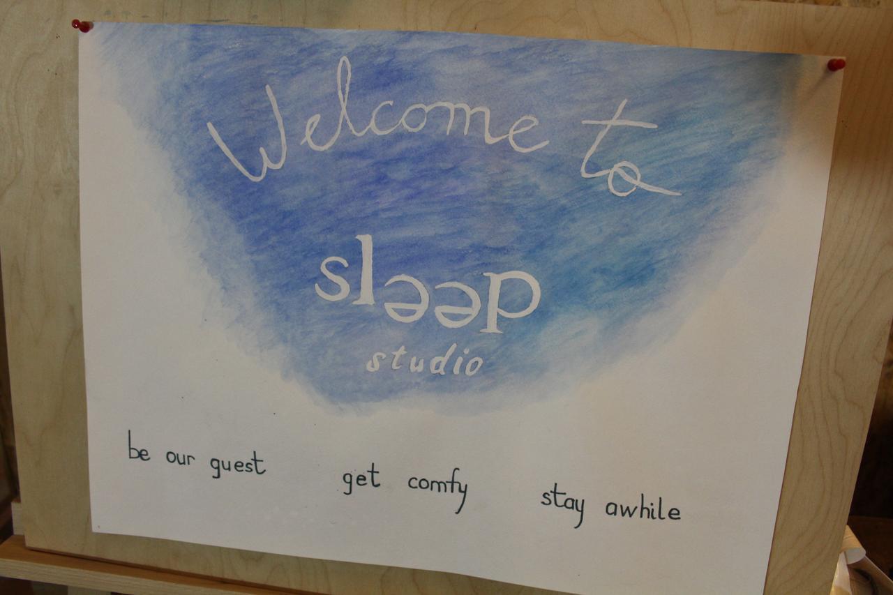 SLEEP STUDIO HOSTEL Ladies Only Женский Хостел Ереван Экстерьер фото